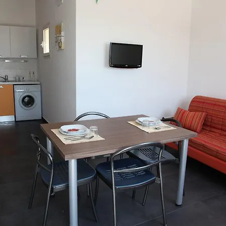 Mareinsicilia: Larica Apartment