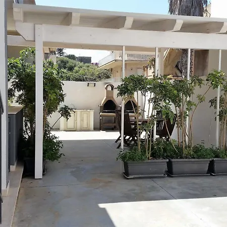 Mareinsicilia: Larica Apartment Cava d'Aliga
