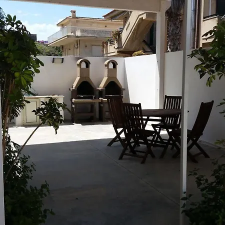 Mareinsicilia: Larica *