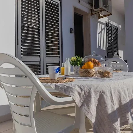 Mareinsicilia: Larica *