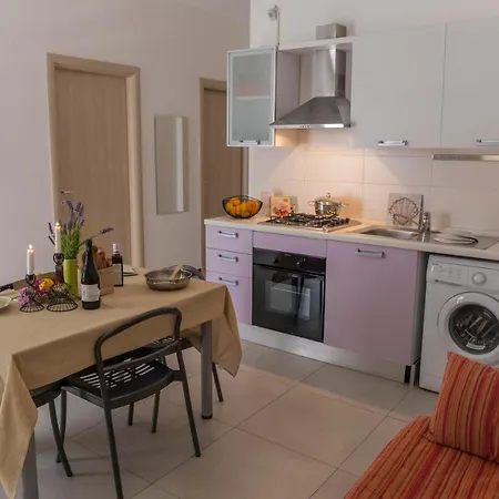 Mareinsicilia: Larica Apartment Cava d'Aliga