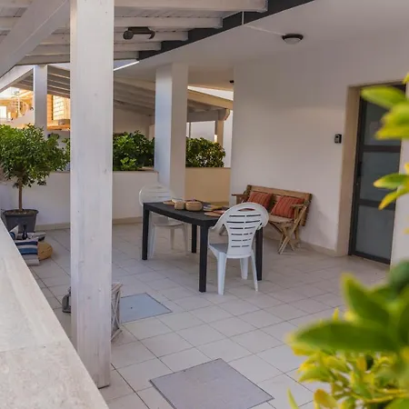 Mareinsicilia: Larica Apartment *